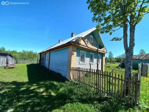 Дом в Вологодская область, Шекснинский муниципальный округ, деревня ...
