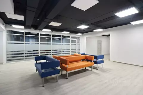 Помещение свободного назначения в Тюменская область, Тюмень ул. ...