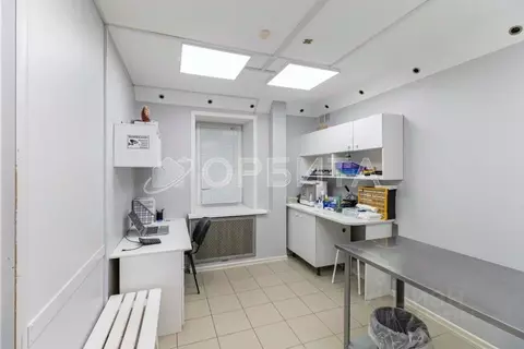 Помещение свободного назначения в Тюменская область, Тюмень ул. ...