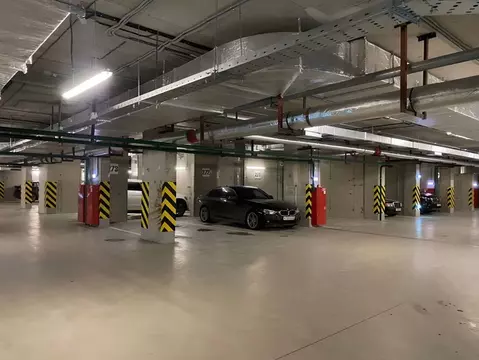 Гараж в Санкт-Петербург ул. Парфеновская, 17 (10 м)