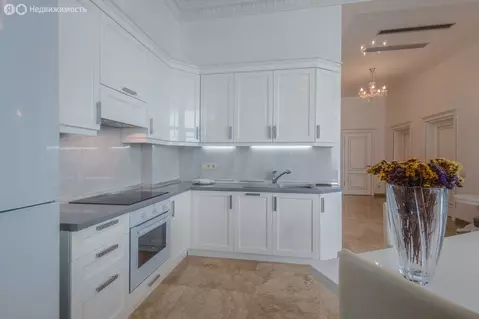 3-комнатная квартира: Ялта, квартал Приморский парк имени Гагарина, 1А ...