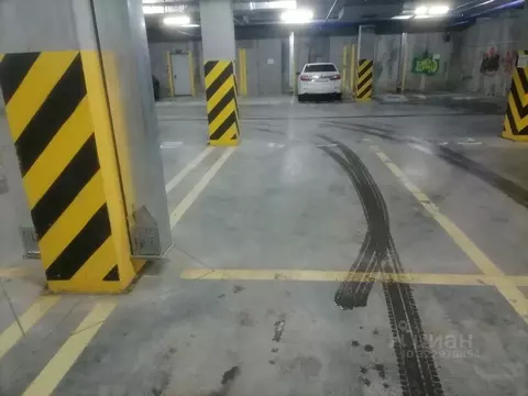 Гараж в Тюменская область, Тюмень проезд Ледниковый, 2 (13 м)