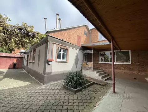 Дом в Северная Осетия, Владикавказ Тракторный пер. (120 м)