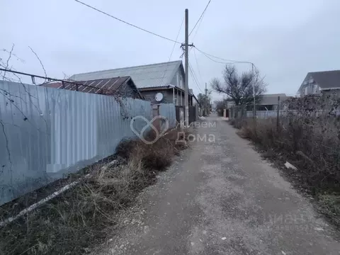 Дом в Волгоградская область, Волгоград 40 лет Октября СНТ, ул. 32-я ...