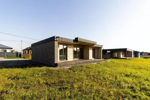 Дом в Тюменская область, Тюмень Лето-Парк кп, 399 (104 м)