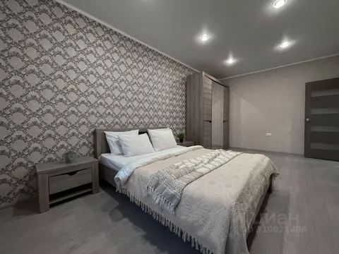 2-к кв. Астраханская область, Астрахань пл. Декабристов, 7 (70.0 м)