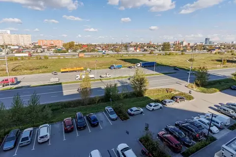 3-к кв. Тюменская область, Тюмень ул. Василия Подшибякина, 9 (82.7 м)