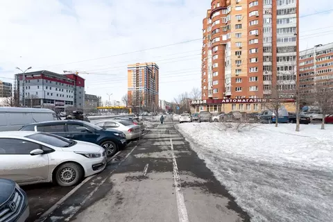 4-к кв. Тюменская область, Тюмень Профсоюзная ул., 17 (74.0 м)