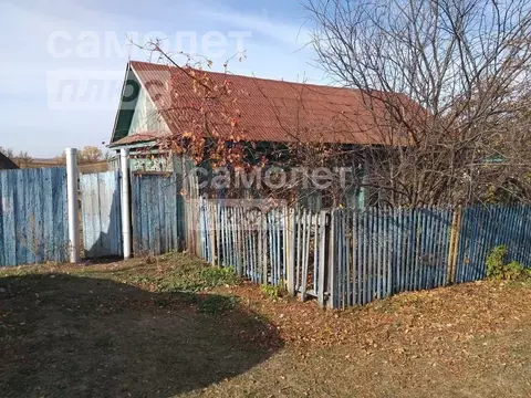 Дом в Башкортостан, Кугарчинский район, Волостновский сельсовет, д. ...
