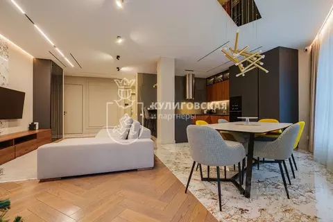 3-к кв. Свердловская область, Екатеринбург ул. Радищева, 24 (128.5 м)