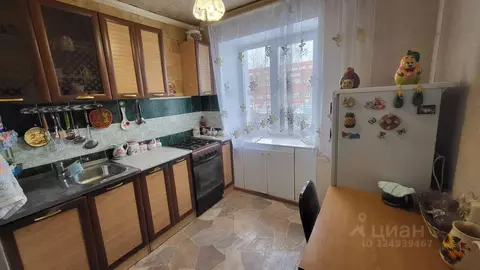 3-к кв. Омская область, Омск Городок Нефтяников мкр, ул. 50 лет ...