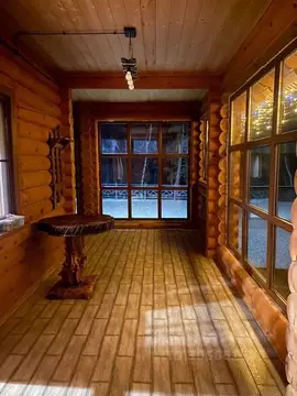 Дом в Карачаево-Черкесия, Теберда Карачаевский городской округ, ул. ...