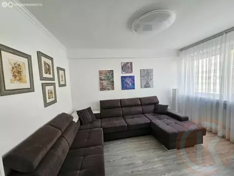 2-комнатная квартира: Евпатория, проспект Победы, 85А (52 м)