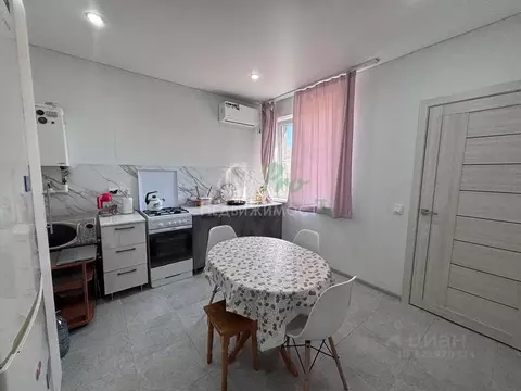 Дом в Краснодарский край, Ейский район, с. Кухаривка ул. Казачья (74 ...