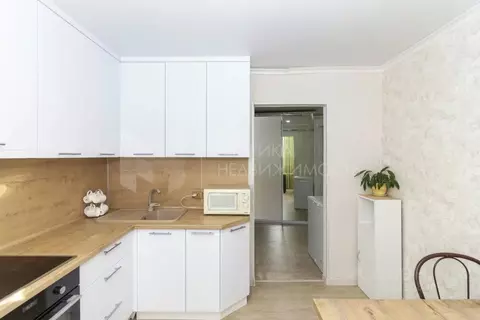 2-к кв. Тюменская область, Тюмень Транспортная ул., 108 (50.6 м)