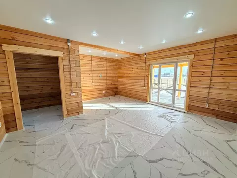 Дом в Иркутская область, Иркутский муниципальный округ, с. Хомутово ...