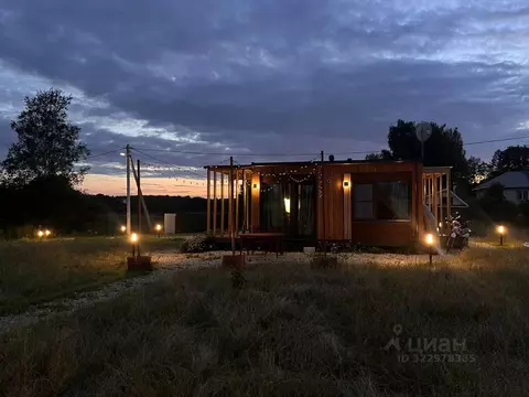 Дом в Ленинградская область, Лужский район, Володарское с/пос, д. ...