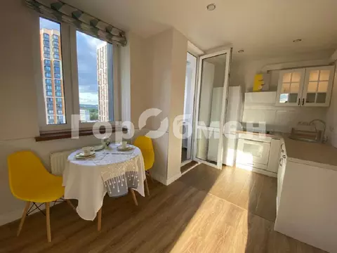 Продается 2-комнатная квартира