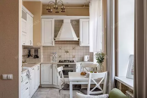 3-к кв. Санкт-Петербург ул. Короленко, 10/3 (71.0 м)