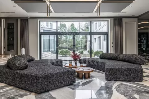 Дом в Московская область, Одинцовский городской округ, д. Барвиха, ...