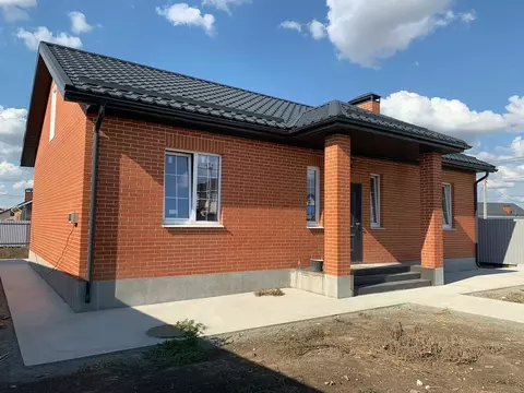 Дом в Краснодарский край, Динская ст-ца пл. Фонтанная (100 м)