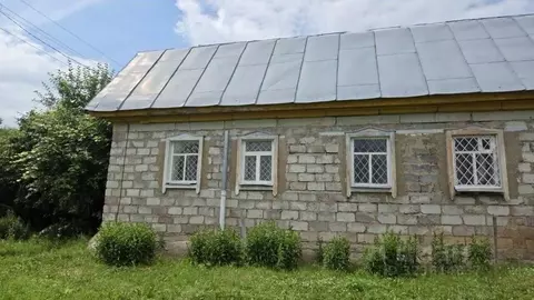 Дом в Башкортостан, Благоварский район, Балышлинский сельсовет, д. ...