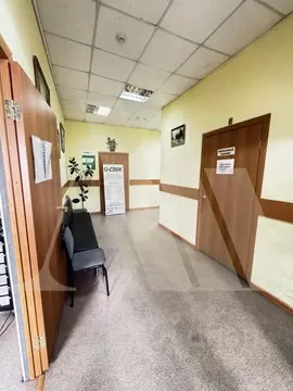 Помещение свободного назначения в Омская область, Таврическое рп ул. ...