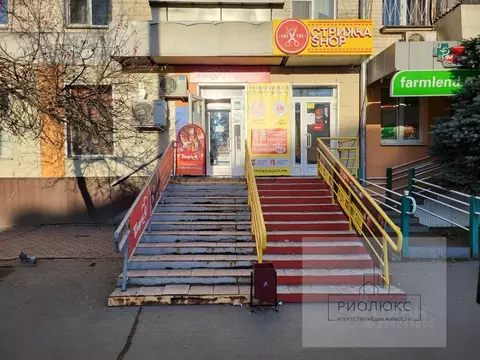 Помещение свободного назначения в Челябинская область, Челябинск ул. ...