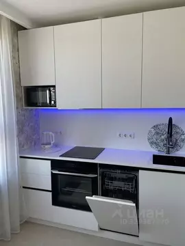 2-к кв. Москва пос. Коммунарка, ул. Бачуринская, 7к1 (45.0 м)