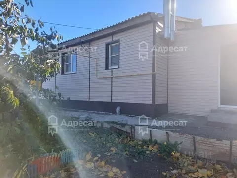 Дом в Волгоградская область, Волгоград ул. Джамбула Джабаева (65 м)