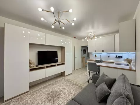 Студия Санкт-Петербург ш. Суздальское, 22к2 (23.1 м)