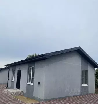 Дом в Краснодарский край, Темрюкский район, Тамань ст-ца ул. Ленина ...