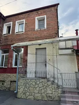 5-к кв. Северная Осетия, Владикавказ ул. Гоголя, 10 (165.0 м)