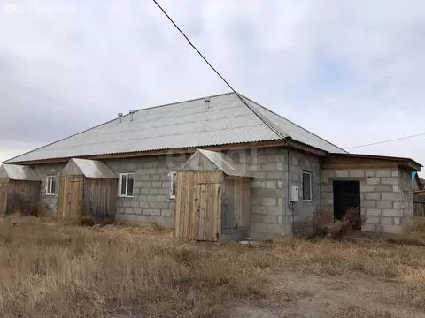 Дом в село Сужа, улица Сангадиева (240 м)
