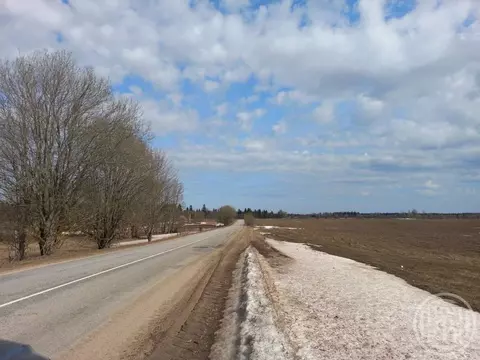 Дом в Ленинградская область, Волосовский район, Большеврудское с/пос, ...