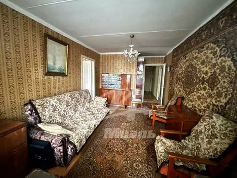 Продается 3-комнатная квартира