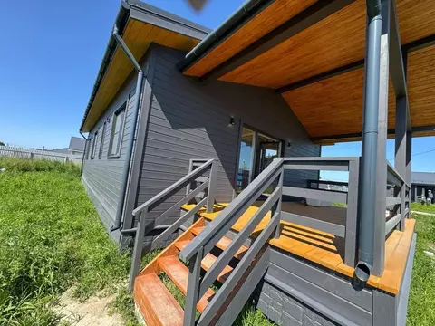 Дом в Ленинградская область, Ломоносовский район, Кипенское с/пос, ...