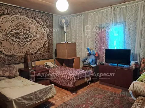 Дом в Волгоградская область, Светлоярский район, Райгородское с/пос, ...