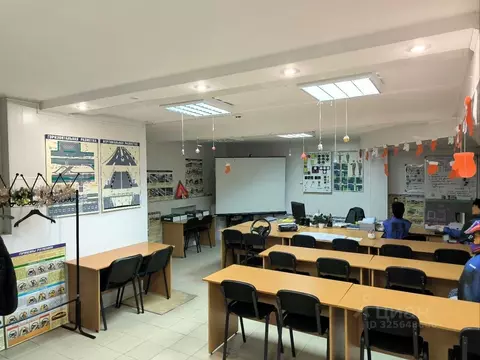 Помещение свободного назначения в Новосибирская область, Бердск ул. ...