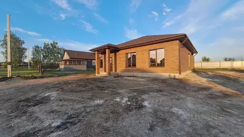 Дом в Белгородская область, Старооскольский городской округ, с. ...