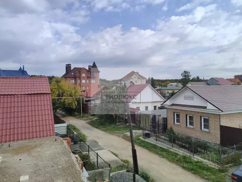 Дом в Челябинская область, Челябинск Кременкульский пер., 8 (150 м)