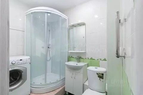 2-к кв. Тюменская область, Тюмень ул. Ветеранов Труда, 5 (47.0 м)