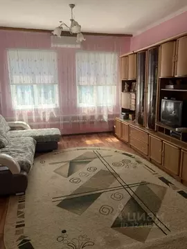 Дом в Краснодарский край, Динской район, Пластуновское с/пос, ...