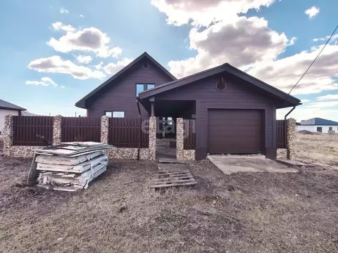 Дом в Башкортостан, Стерлитамакский район, Казадаевский сельсовет, с. ...