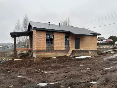 Дом в Башкортостан, Иглинский район, Акбердинский сельсовет, с. ...