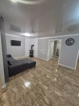 Дом в Калининградская область, Гвардейский муниципальный округ, пос. ...