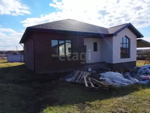 Дом в Белгородская область, Белгородский район, Дубовское с/пос, с. ...