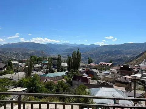 Дом в Дагестан, с. Гуниб ул. Имени Абдулы Омарова (100 м)