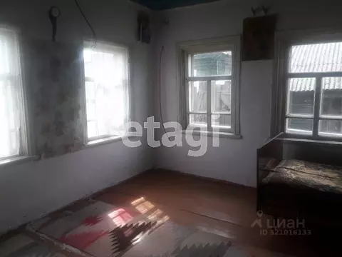 Дом в Курганская область, Шатровский муниципальный округ, д. Сопинина  ...