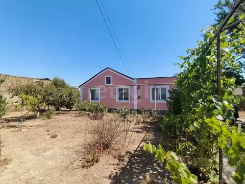 Дом в Крым, Сакский район, Митяевское с/пос, с. Журавли ул. ...